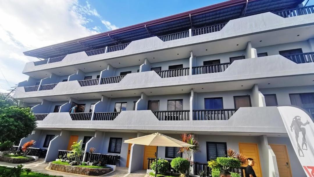 Mayfair Resort Panglao City Exterior foto